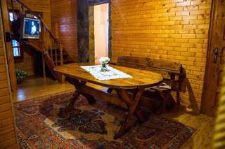 Гостевой дом Sadyba U Olgy Яремче Шале с 3 спальнями-10